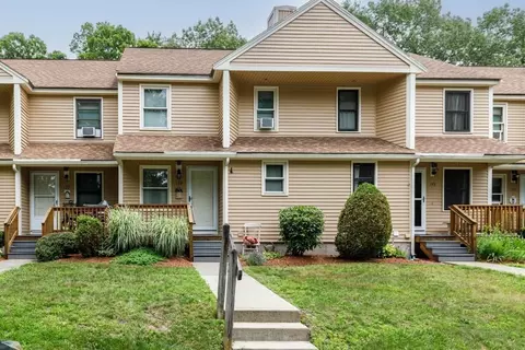 139 Morningside St #139, Leominster, MA 01453