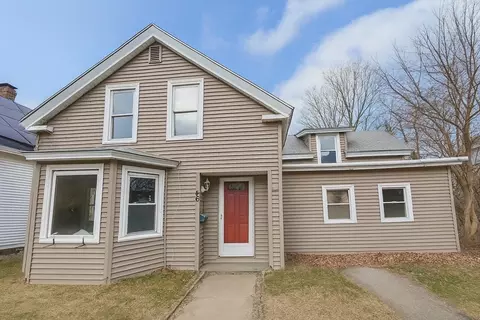 46 Payson St, Fitchburg, MA 01420