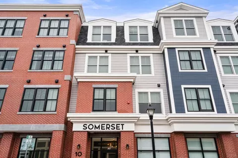10 Somerset #408, Winthrop, MA 02152