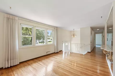 6 Wayne Rd, Peabody, MA 01960 photo 6