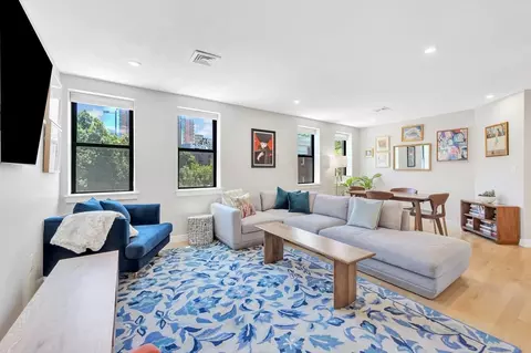 100 Riverway #6, Boston, MA 02215