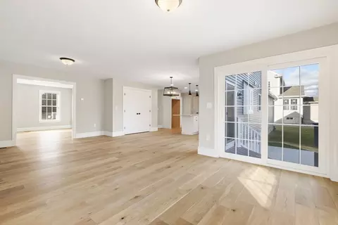 Living - 42 May Rd, Millis, MA 02054 photo 4 of 6