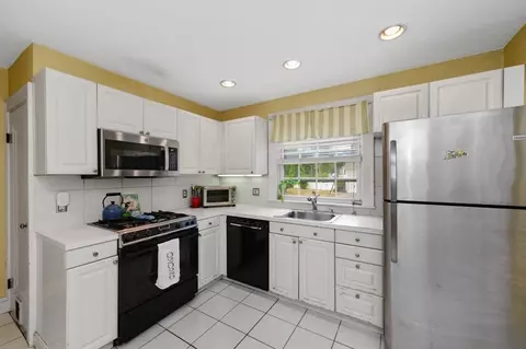 254 Madison St, Dedham, MA 02026 photo 10