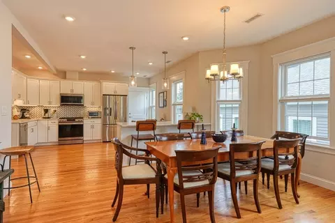 125 Marshall St #2, Watertown, MA 02472
