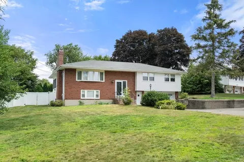 253 Needham St, Dedham, MA 02026