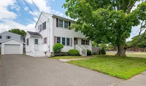 12 Ronny Ter, Peabody, MA 01960