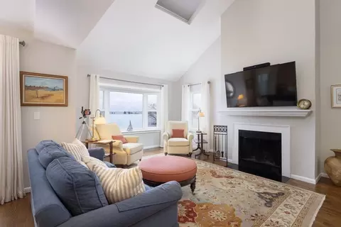 9 Brigantine Ln #9, Quincy, MA 02171