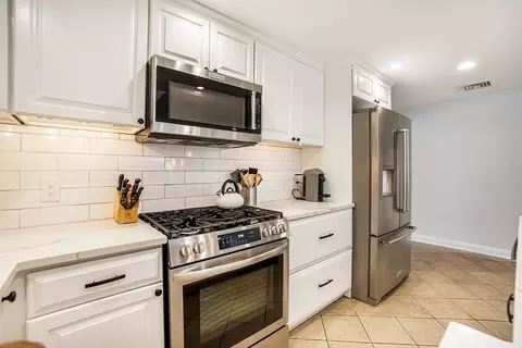 19 Edgell Dr, Framingham, MA 01701 photo 7