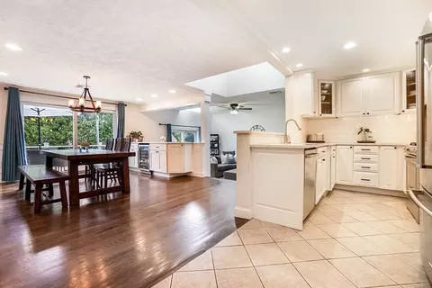 19 Edgell Dr, Framingham, MA 01701 photo 8