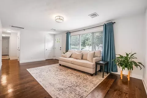 19 Edgell Dr, Framingham, MA 01701 photo 5