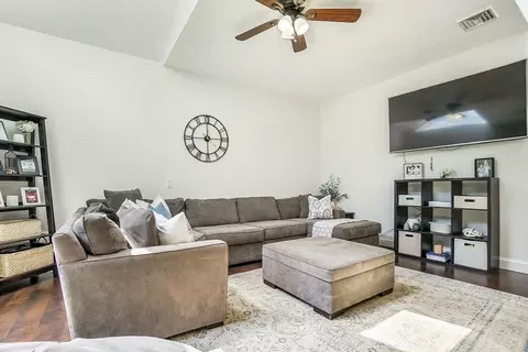 19 Edgell Dr, Framingham, MA 01701 photo 13