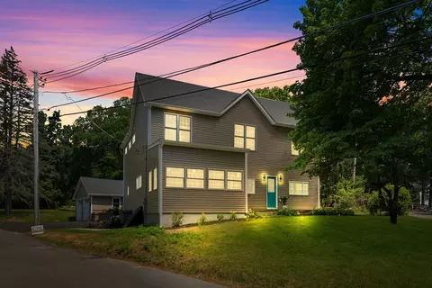 39 Dudley St, Marlborough, MA 01752