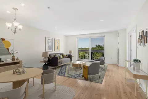 950 Massachusetts Ave #512, Cambridge, MA 02139