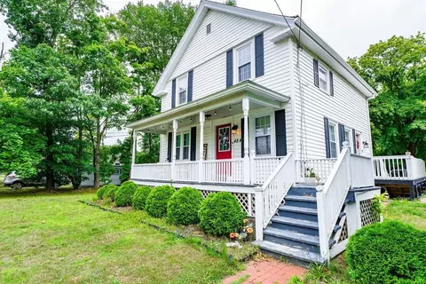 484 Taunton Ave, Seekonk, MA 02771
