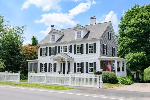 259 S Main St, Cohasset, MA 02025