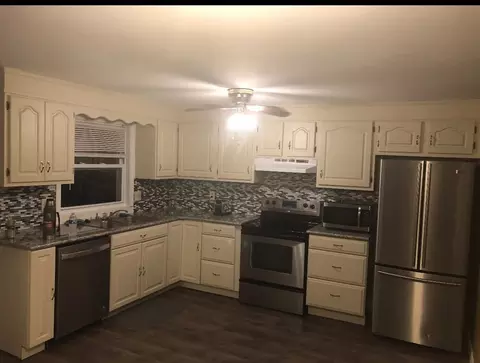 644 Franklin St, Worcester, MA 01604 photo 3