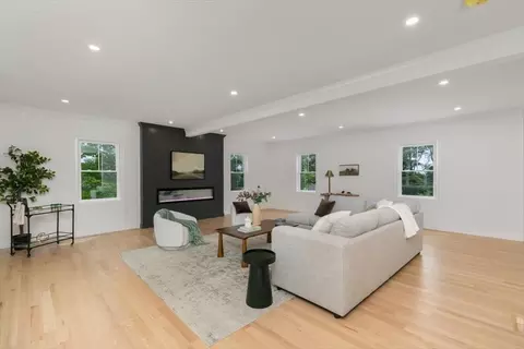 9 Steele St, Stoneham, MA 02180 photo 13