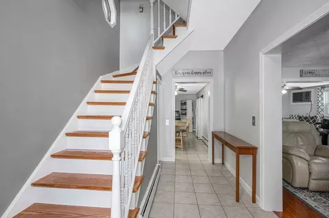 Entry Way - 40 Marie Ave, Everett, MA 02149 photo 2 of 6