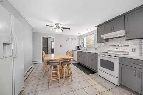 Kitchen - 40 Marie Ave, Everett, MA 02149 photo 4 of 4