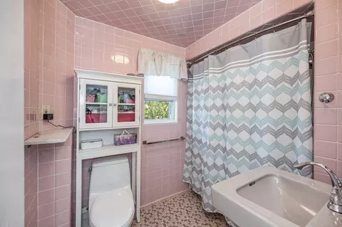 Bath - 40 Marie Ave, Everett, MA 02149 photo 1 of 1