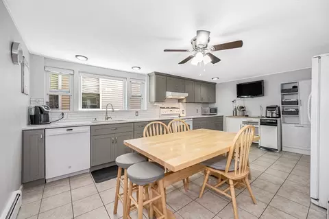 Kitchen - 40 Marie Ave, Everett, MA 02149 photo 2 of 4