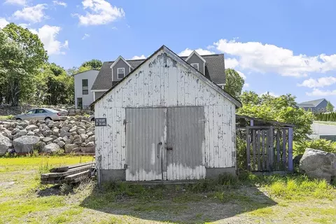 2 Deacon Farm Ln, Gloucester, MA 01930 photo 16