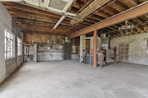 2 Deacon Farm Ln, Gloucester, MA 01930 photo 3