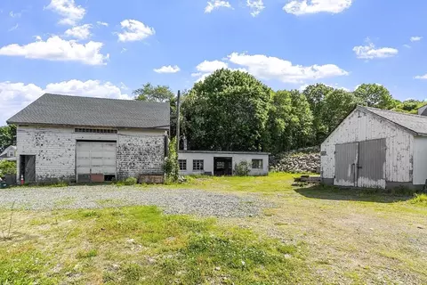 2 Deacon Farm Ln, Gloucester, MA 01930 photo 18