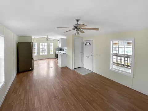 4 Francis St, Wareham, MA 02538 photo 7