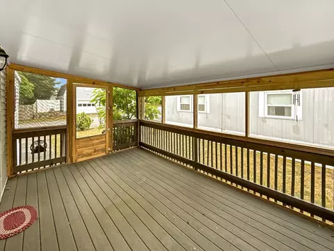 4 Francis St, Wareham, MA 02538 photo 5