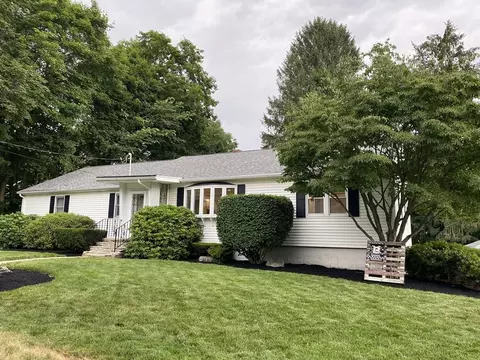3 Winchester Ave, Auburn, MA 01501