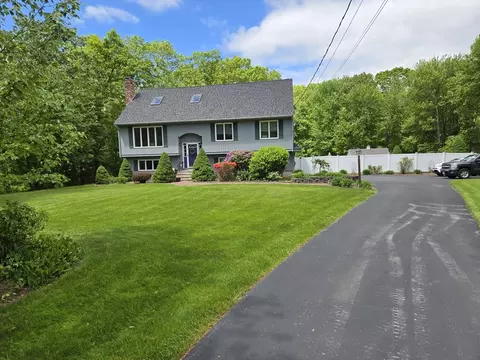 9 Bayberry Rd, West Bridgewater, MA 02379