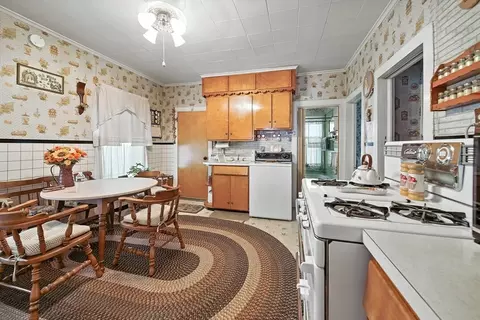 17 Granite St, Webster, MA 01570 photo 9