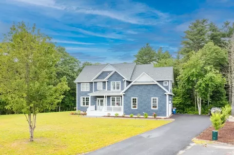1 Park Ln, Mattapoisett, MA 02739