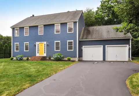 138 Pine Tree Ln, Raynham, MA 02767 photo 2