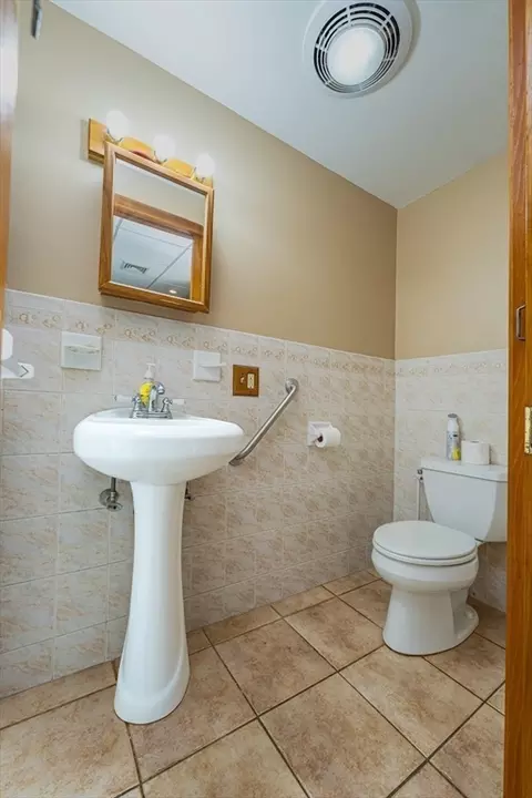 96 Clark St, Everett, MA 02149 photo 11