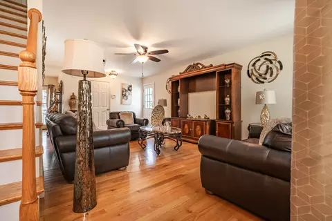 53 Somerset St, Fall River, MA 02721 photo 3