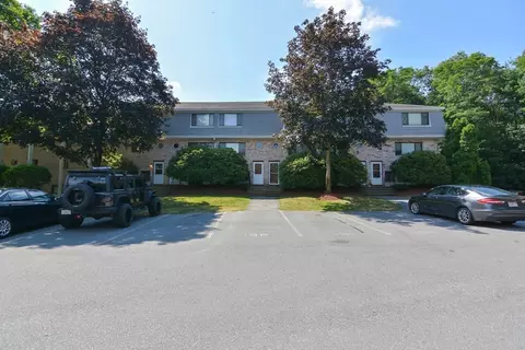 132 Farrwood Dr #132, Haverhill, MA 01835