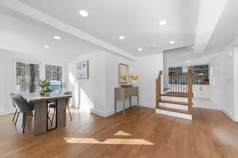 44 Abington St, Hingham, MA 02043 photo 10