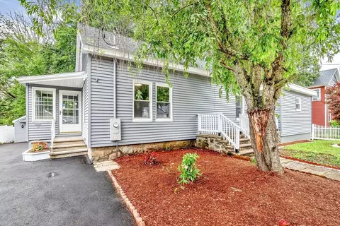 52 Harris St, Webster, MA 01570 photo 3