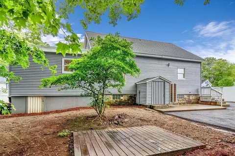 52 Harris St, Webster, MA 01570 photo 5