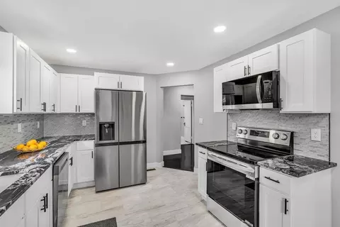 52 Harris St, Webster, MA 01570 photo 10