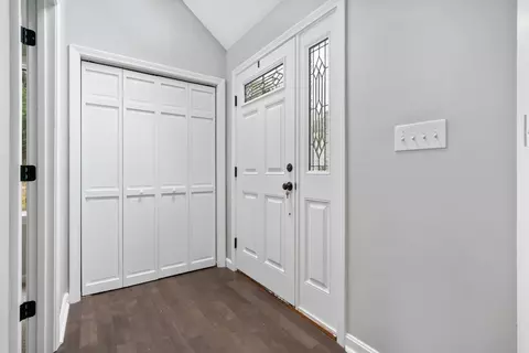 Entry Way - 59 Cross St, Hingham, MA 02043 photo 5 of 5