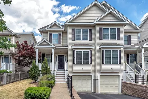 99 4th St #1, Medford, MA 02155