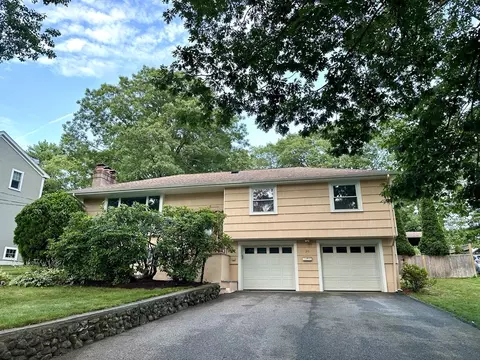20 Dell Ave, Needham, MA 02492