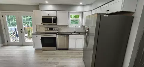 14 4th St, Worcester, MA 01602 photo 9