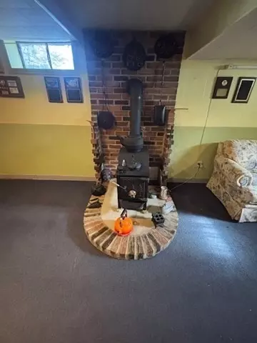 135 Bulat Dr, Springfield, MA 01129 photo 8
