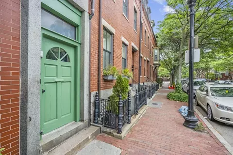 379 Shawmut Ave, Boston, MA 02118