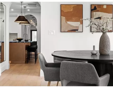 20 Putnam St #1, Somerville, MA 02143