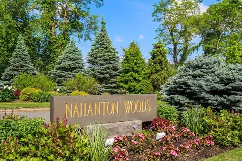 210 Nahanton St #404, Newton, MA 02459
